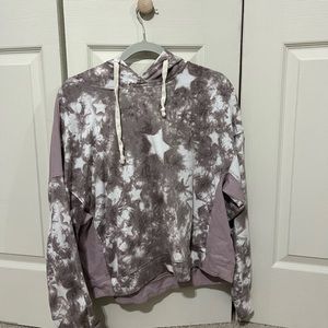 Purple and white stars top